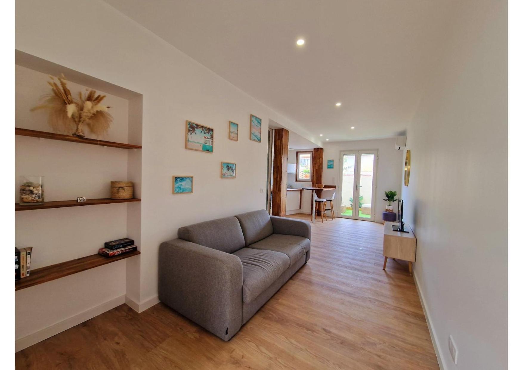 Appartement De Charme Proche De La Mer ปาลาวาส-เลส์-โฟลต์ ภายนอก รูปภาพ